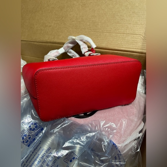 Michael Kors Jet Set Travel Extra-Small Saffiar
Leather Top-Zip Tote Bag #boxE9+ - Picture 3 of 10